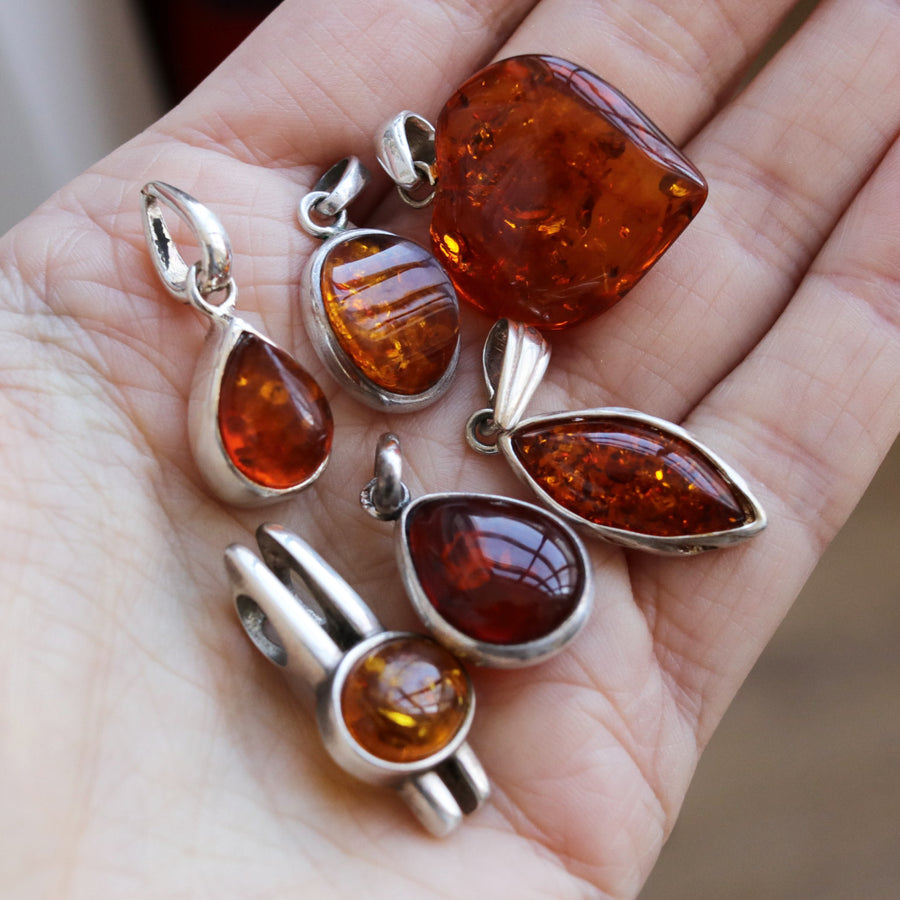 Vintage | Amber Pendant