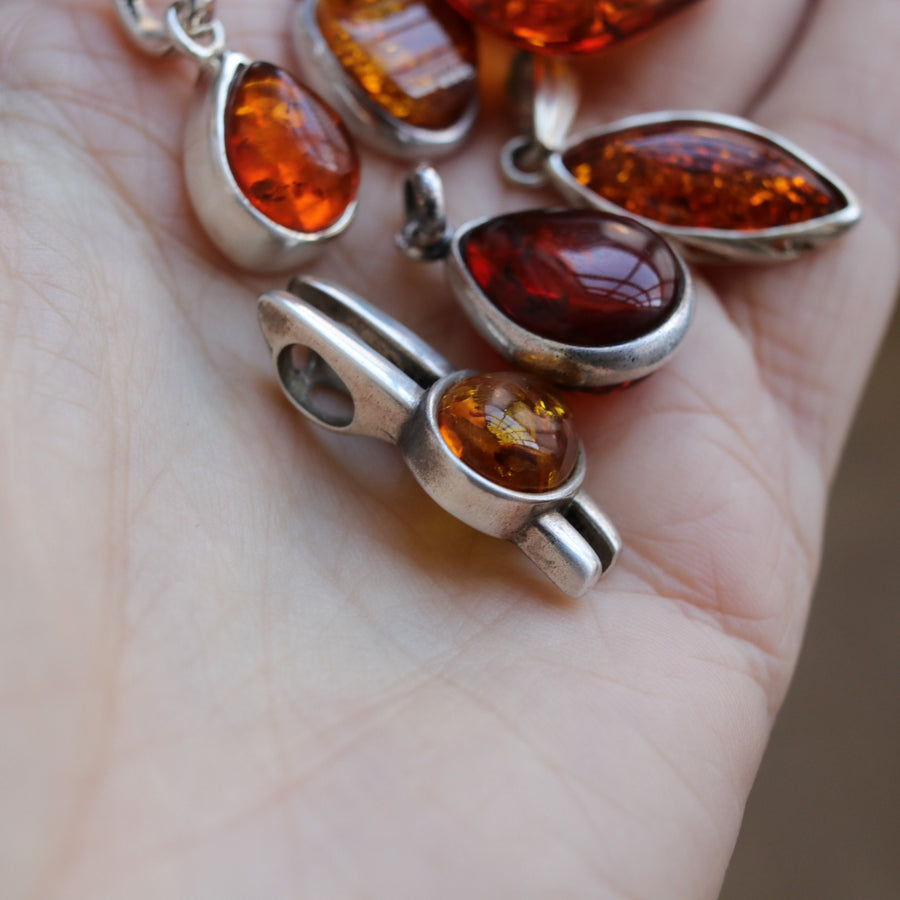 Vintage | Amber Pendant