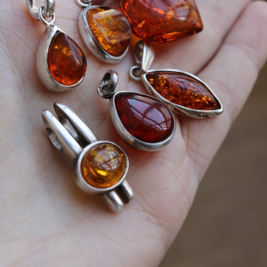 Vintage | Amber Pendant