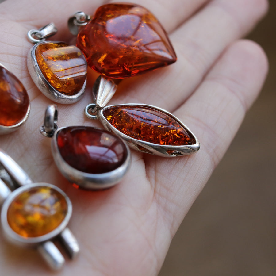 Vintage | Amber Pendant