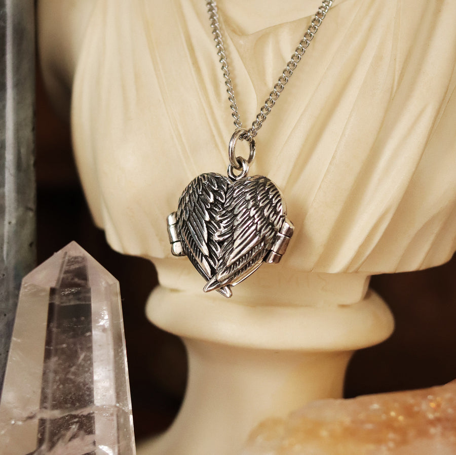 Arcana Alarum Locket Necklace