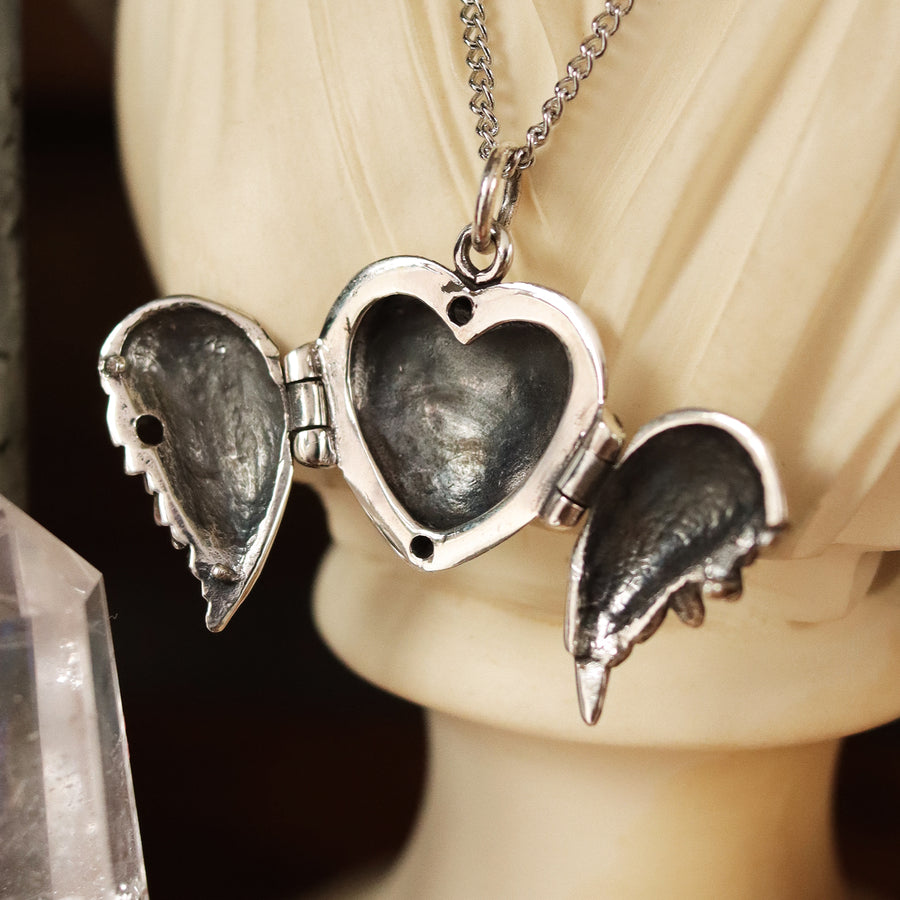 Arcana Alarum Locket Necklace