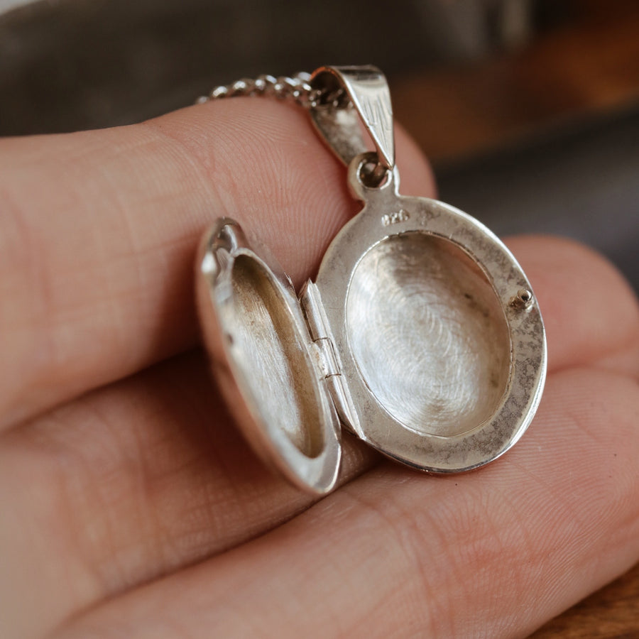 Vintage | Paloma Locket Necklace