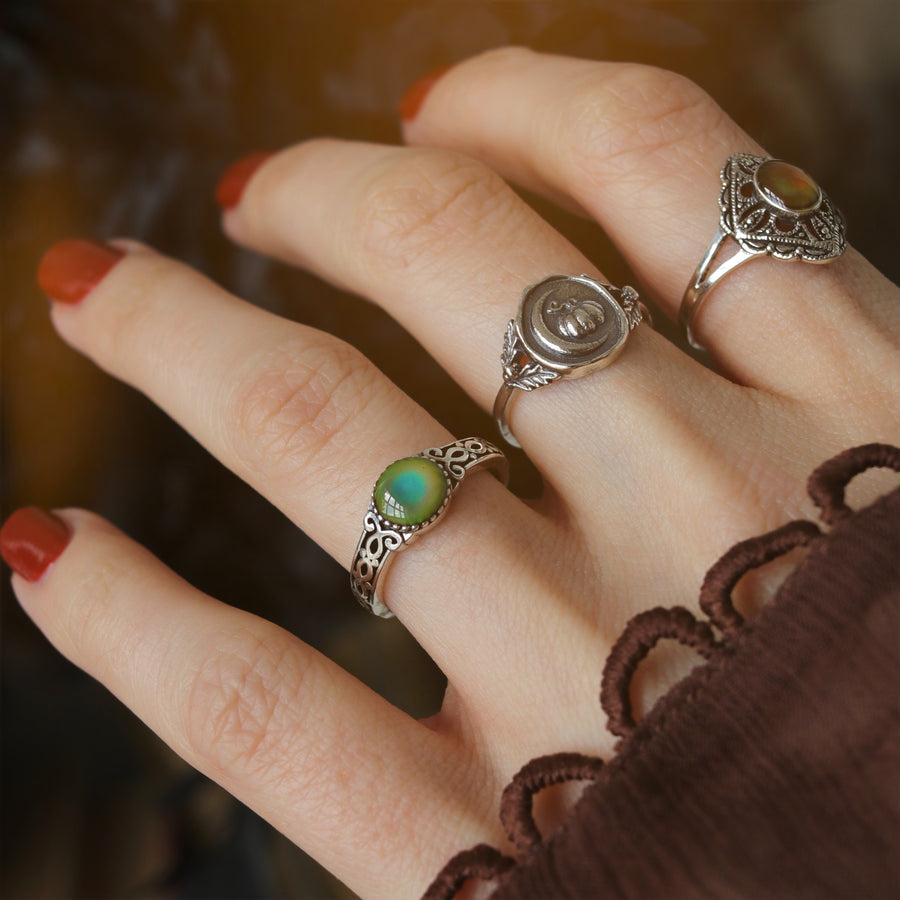 Hocus Pocus Mood Stone Ring