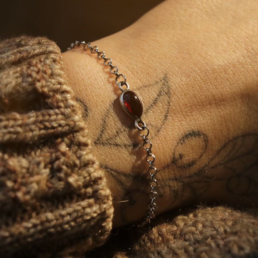 Vintage Reworked | Garnet Teardrop Bracelet